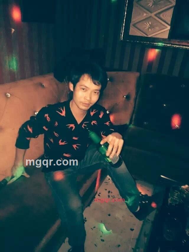 莼黑色的第5张照片