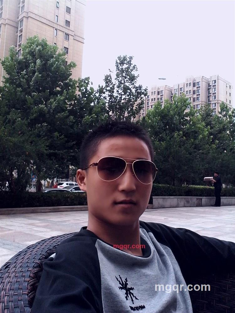 摆在这里的第3张照片