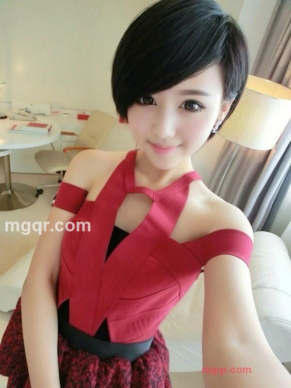 赤果小倩的第2张照片