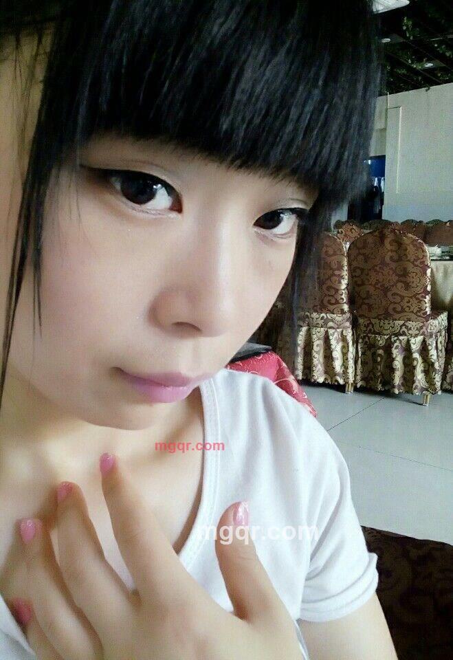 黑猫瞳的第2张照片