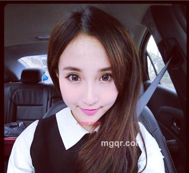 阳光下的耀眼的第3张照片