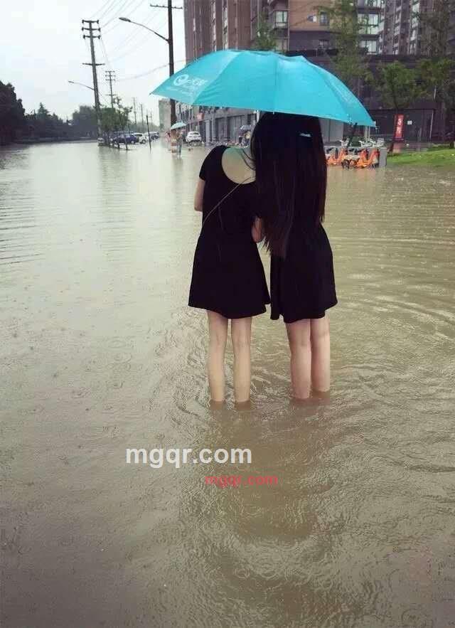 传说中的小圣女的第5张照片