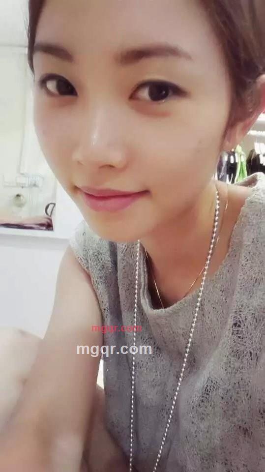 快乐成群的第1张照片