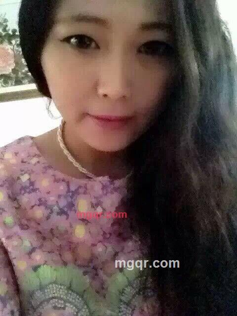 唯我嘴角上扬的第3张照片