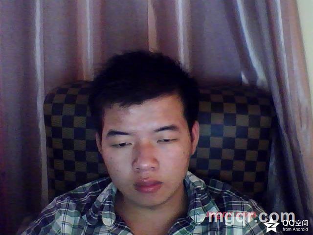 孤独的人∠的第2张照片