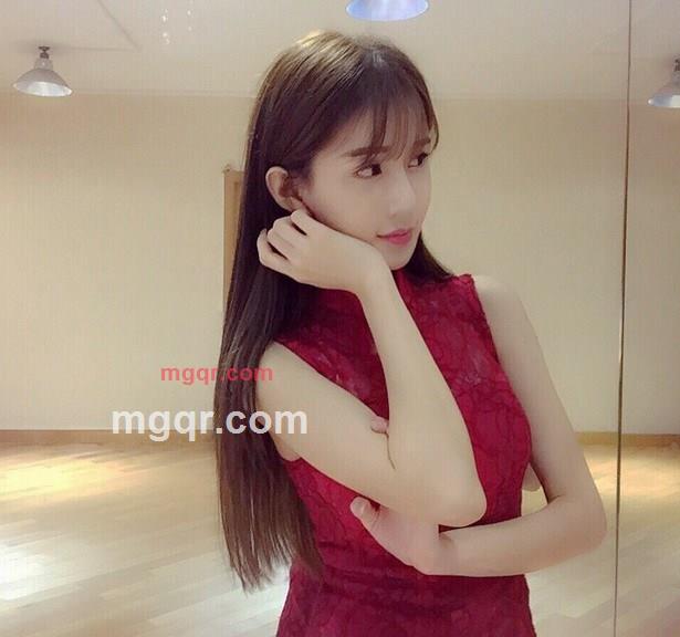 感性而性感的第2张照片