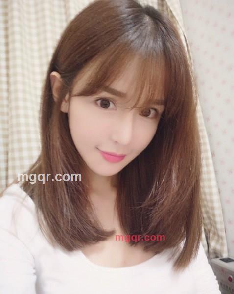 感性而性感的第1张照片