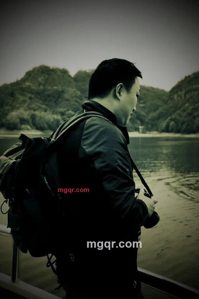 斯文老公的第3张照片