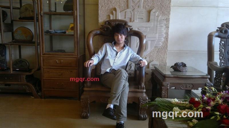 少年敌不过宿命的第1张照片