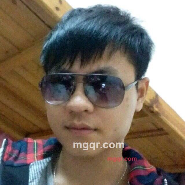 、 自导自演的第1张照片