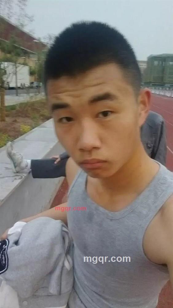 龙城衰仔的第1张照片