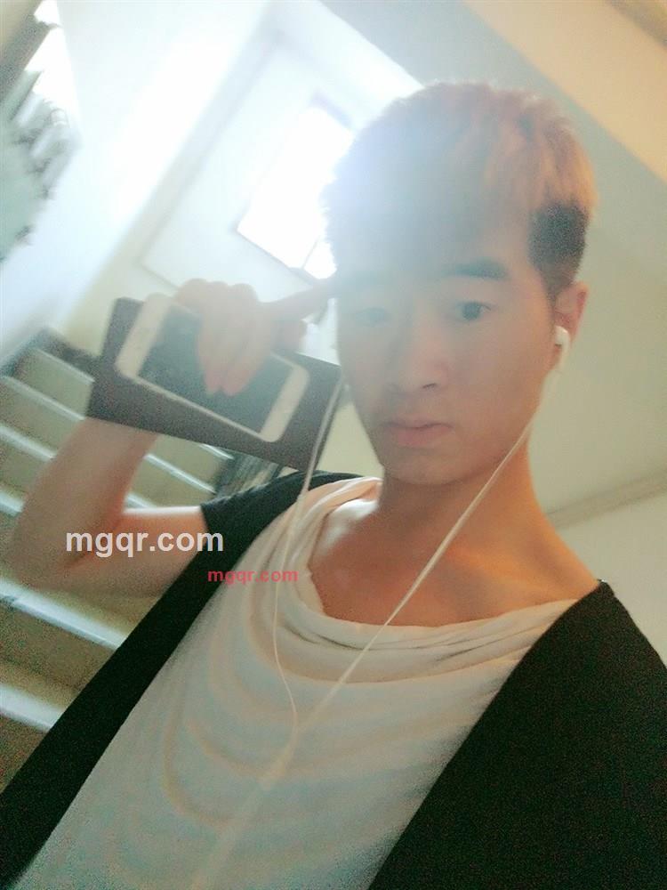 飞飞爱的第1张照片