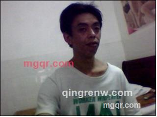 我一个人想你的第1张照片