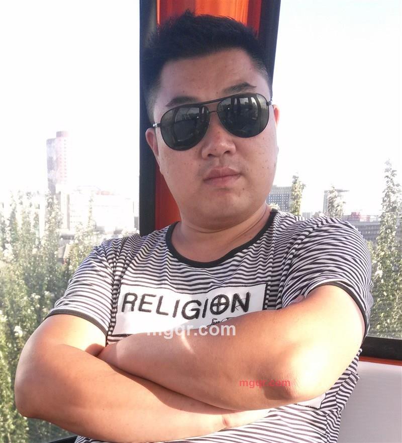 优雅的领带的第1张照片