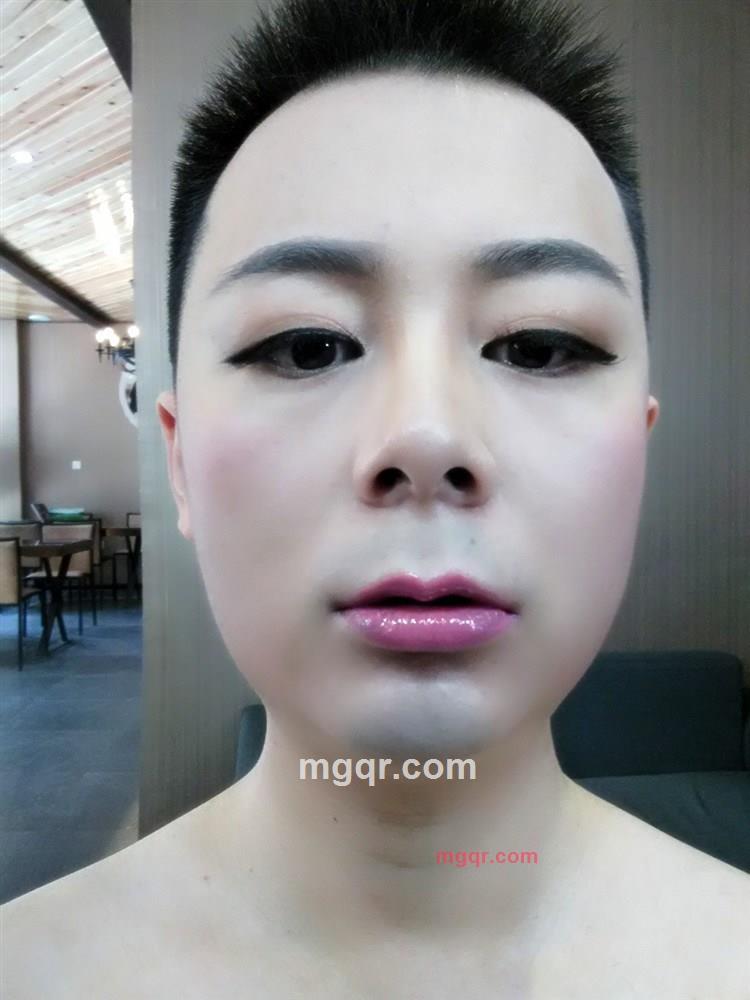 何婷哦的第1张照片