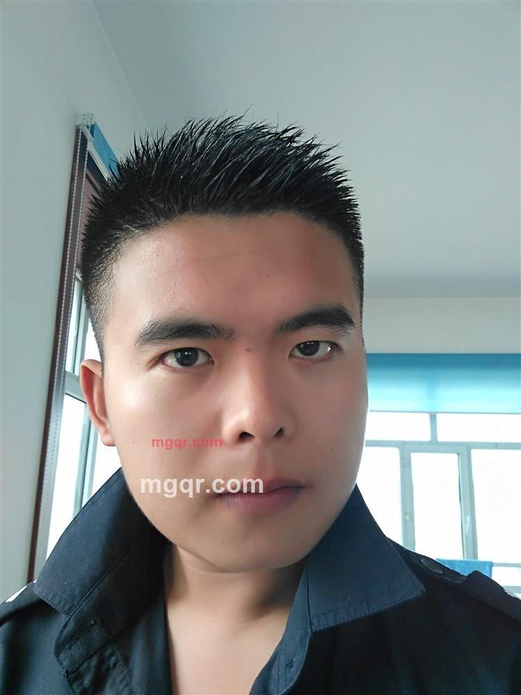 很英俊的男人的第3张照片