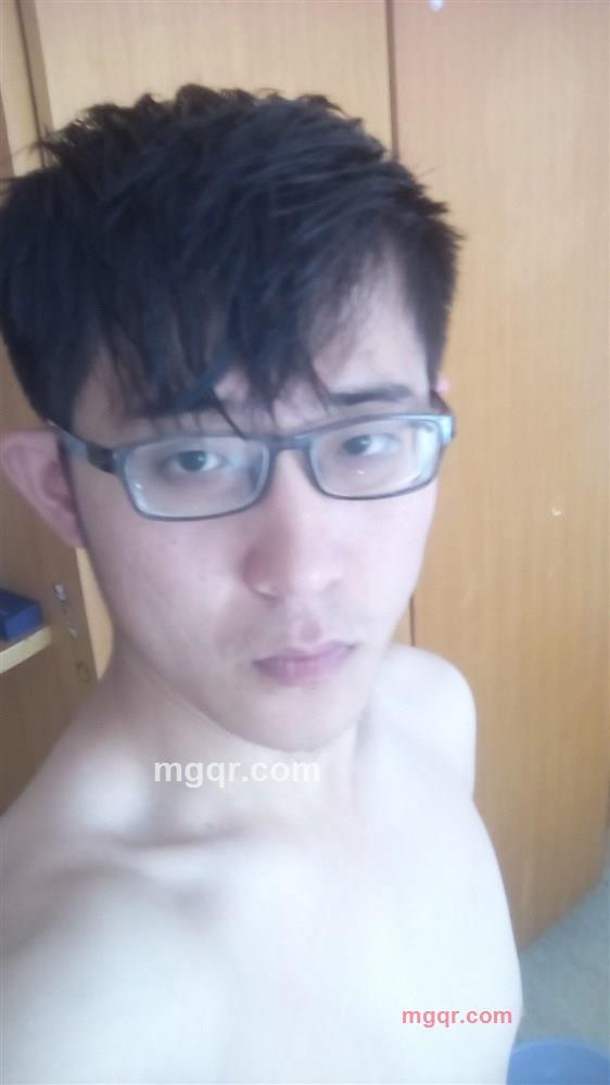 等阳光雪人的第2张照片