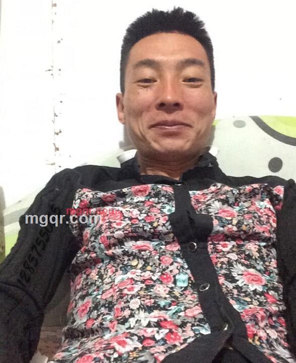 亚当在路上的第1张照片