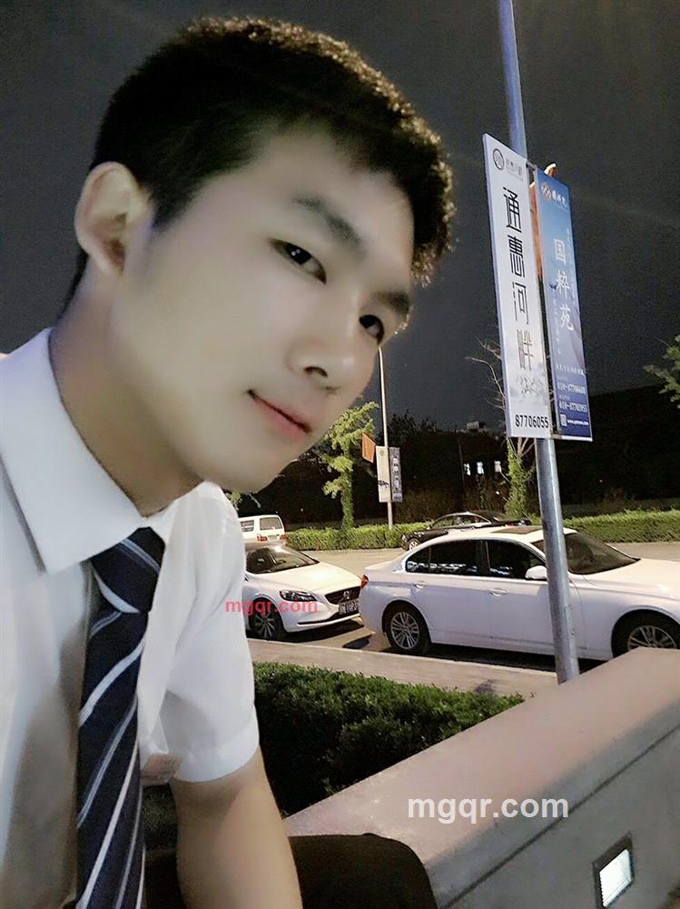 月夜凨的第2张照片