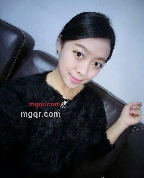 妩媚的妖精的第2张照片