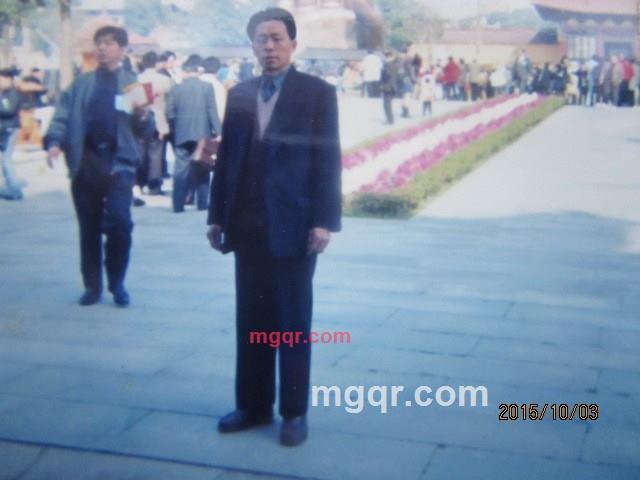 洁玉牛的第1张照片