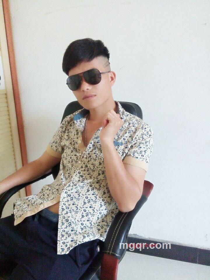 东方?华之的第3张照片