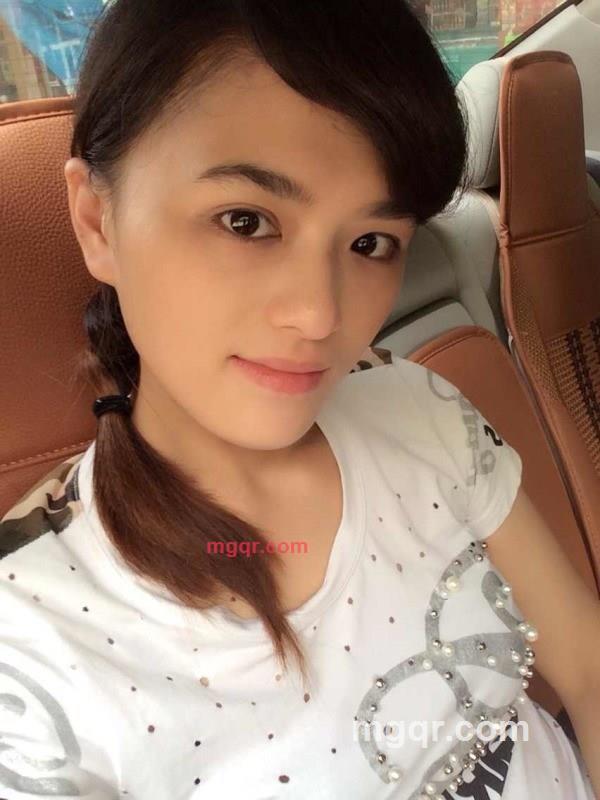 巧笑倩兮的第1张照片