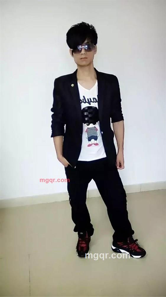  一抹红尘的第5张照片