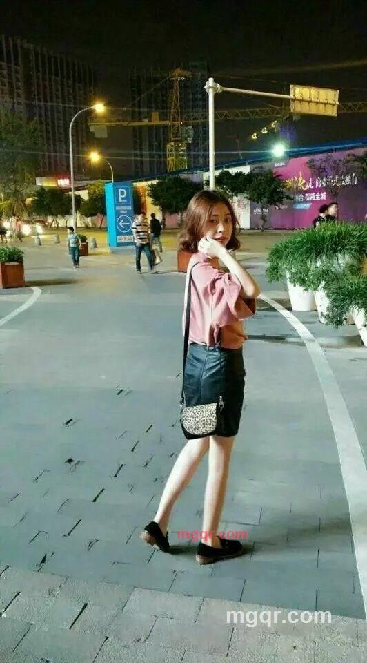 罗佳佳的第1张照片