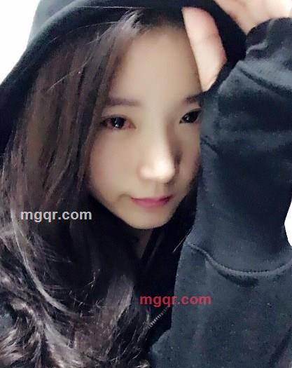 会发光的游咩咩的第4张照片