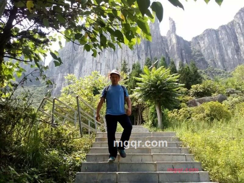 十月传奇的第2张照片