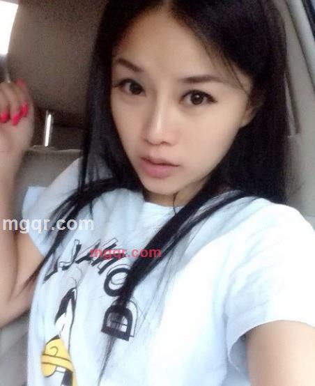 花花4444的第1张照片