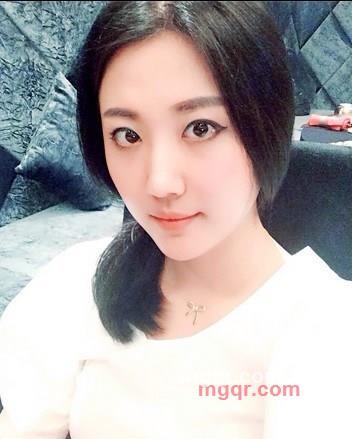 雨中花朵的第2张照片