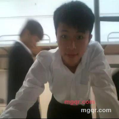 没心没肺的宅男的第1张照片