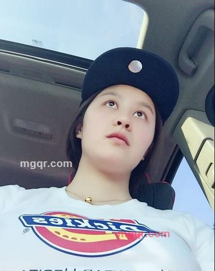 朱莉在成长的第1张照片