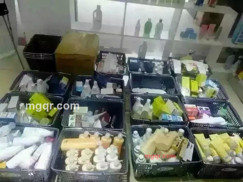 9 .S .宅男的第3张照片