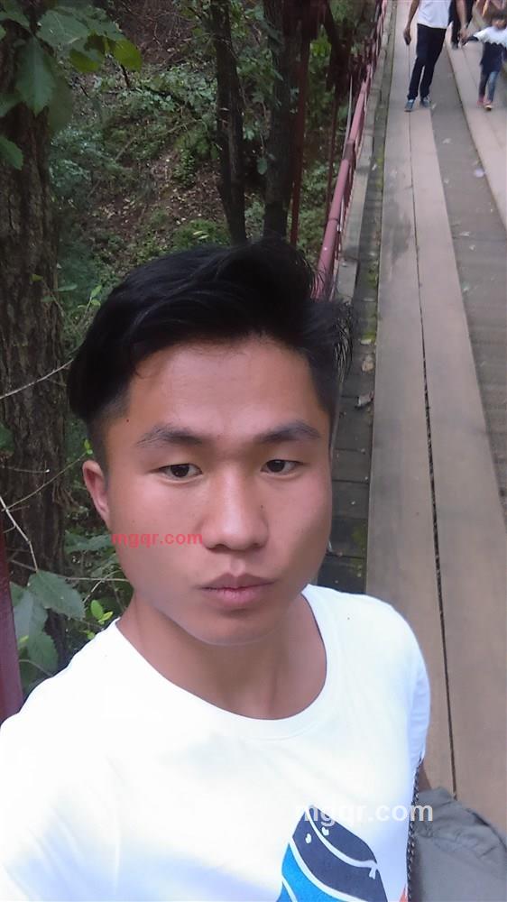 默默等待着你1的第1张照片