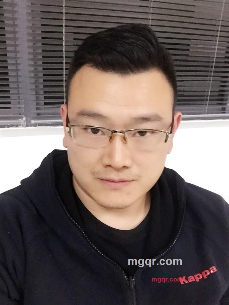 简单男人的第1张照片