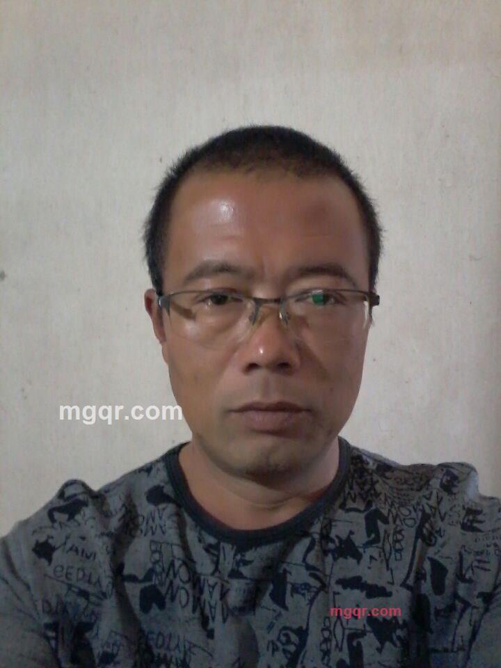 孤寂边缘的第3张照片