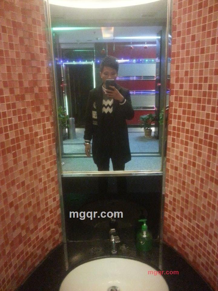 懒懒的暧昧的第3张照片