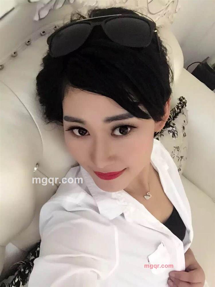 半夏琉璃的第2张照片