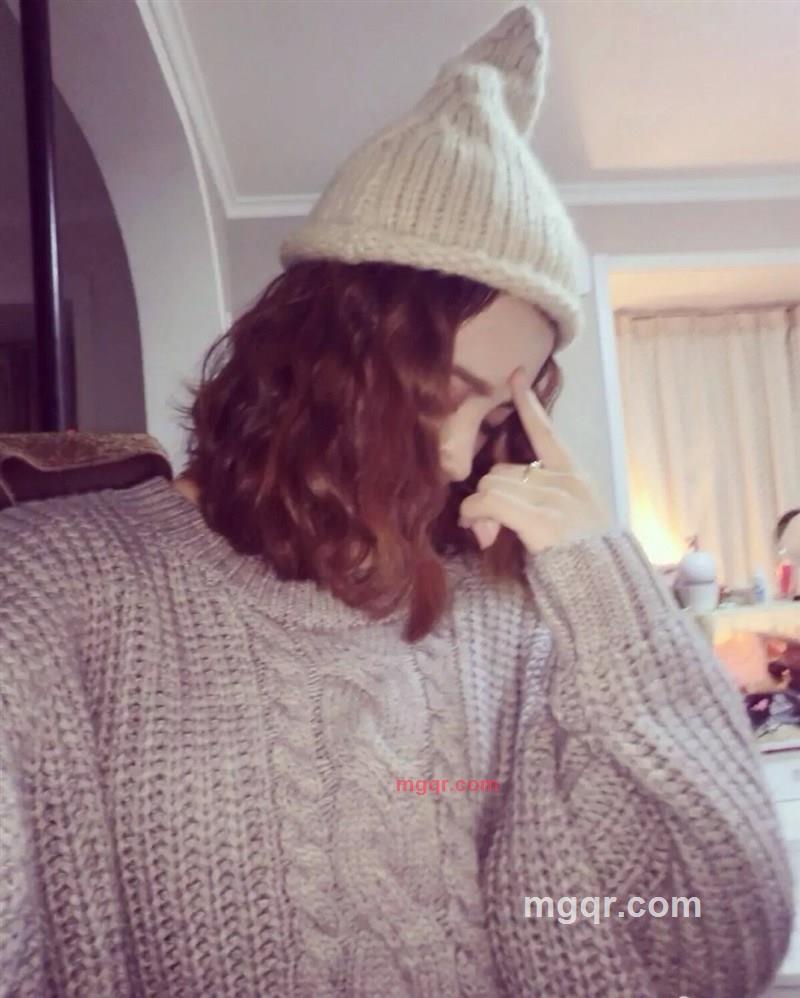 没有酒窝的妹子的第5张照片