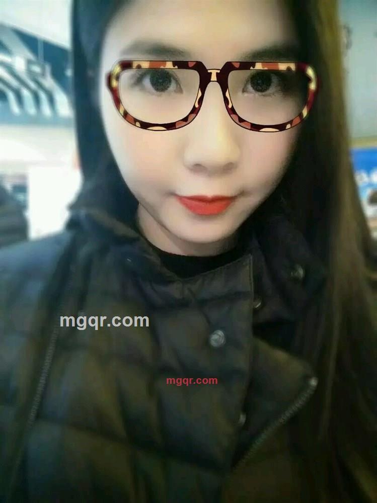 花立茜裙的第3张照片