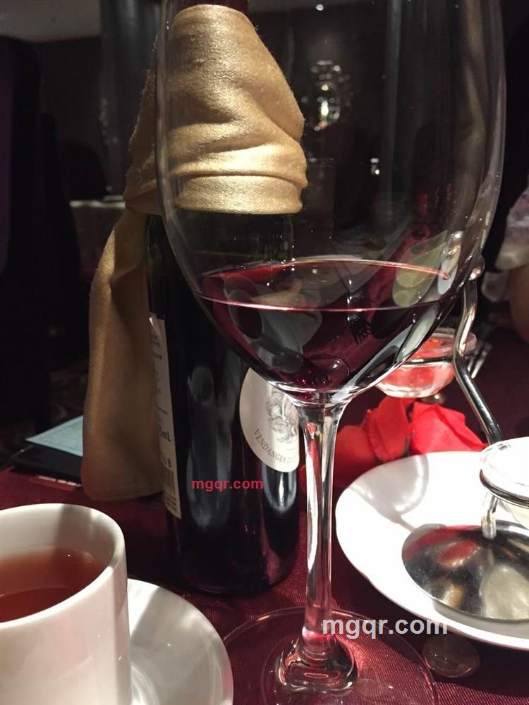 Light Up My Life的第3张照片