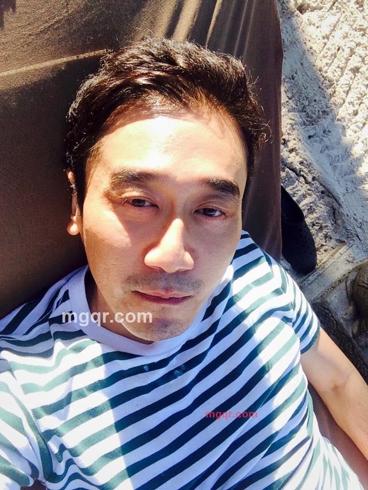 刚好走过的第5张照片