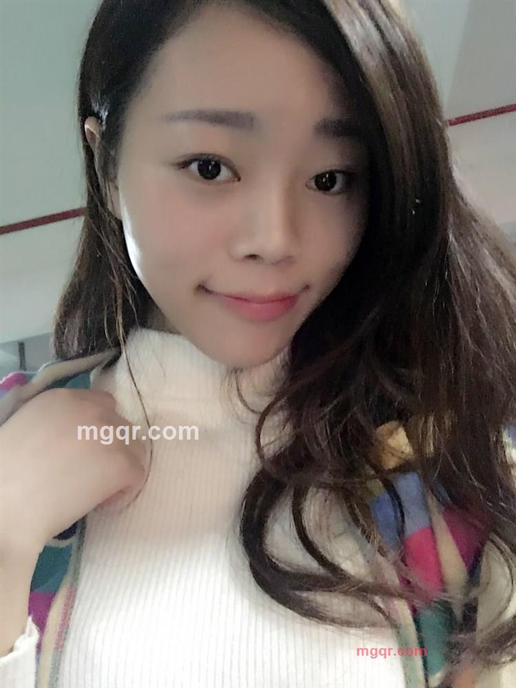 小小女人L的第1张照片