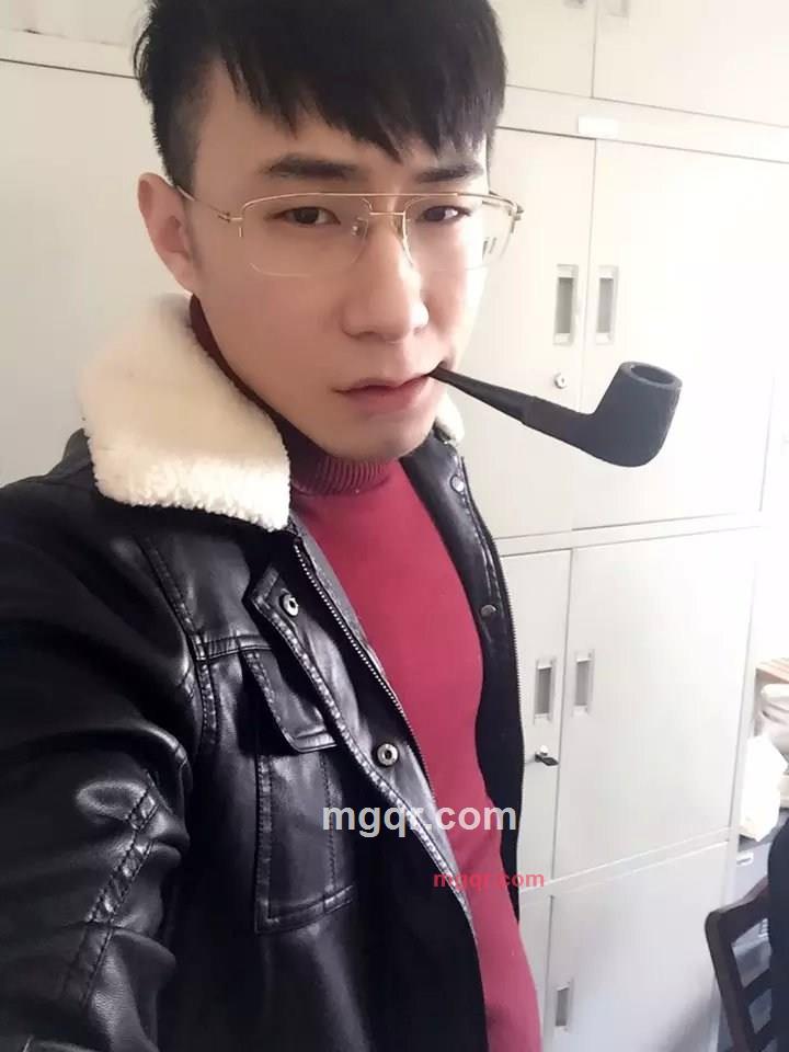 欲爱黑夜的第6张照片