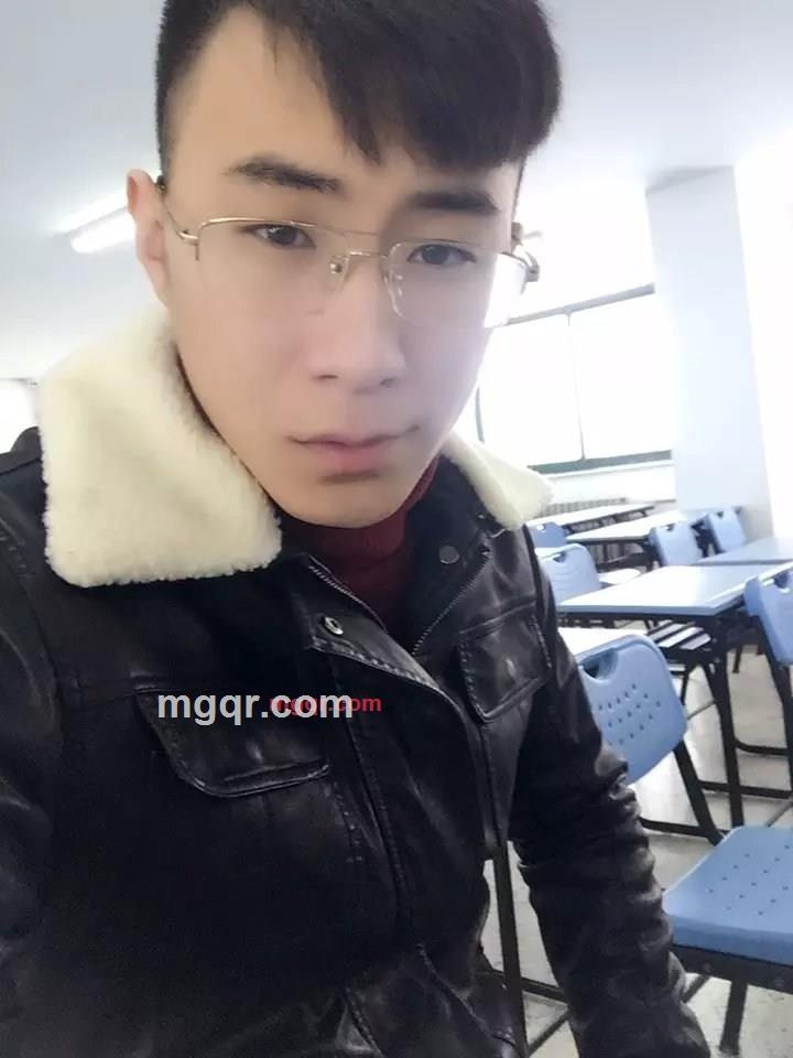 欲爱黑夜的第3张照片