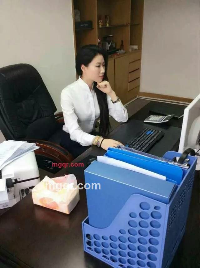 晴天朗朗的第1张照片