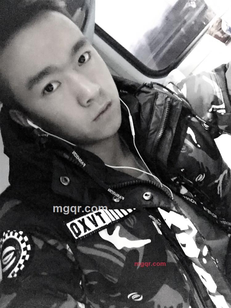 小湿弟的第1张照片